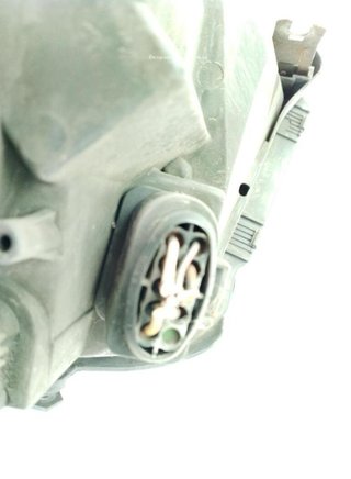 301182212 faro derecho seat alhambra (7v8 22717207