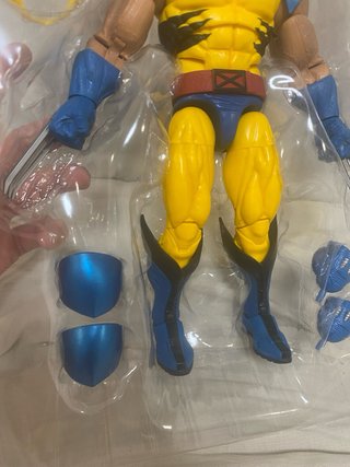 Figura Marvel Wolverine Legends 30 cm