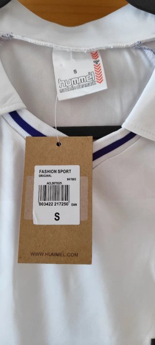 Camiseta de fútbol clásica