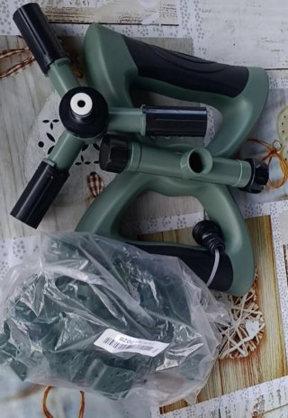 Irrigatore da giardino Amazon Basics