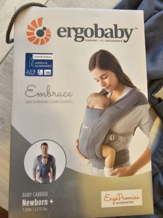 Mochila Portabebés Ergobaby Embrace Gris