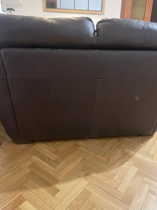Sofá de piel marrón Ikea