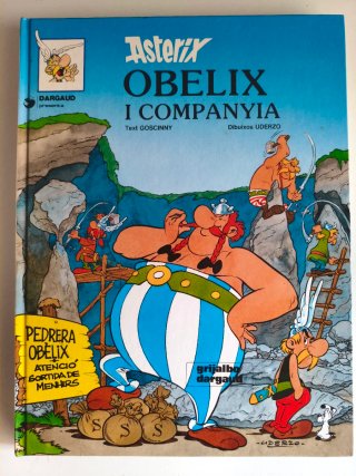 Libros Astérix grijalbo en catalán.