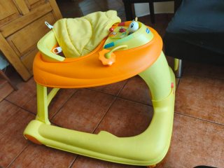 Andador Chicco para bebé