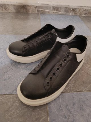 Sneakers Alexander McQueen Taglia 40 Nere