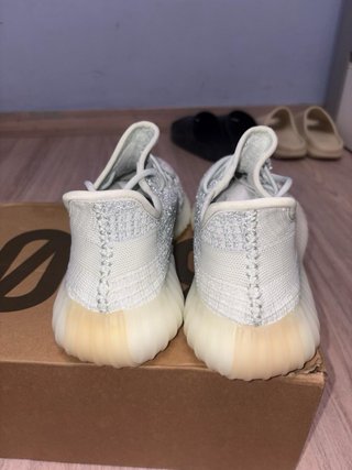 Adidas Yeezy Boost 350 V2 Cloud White – Talla 43