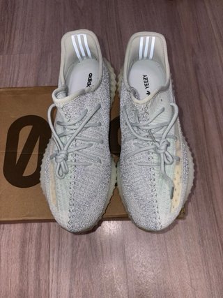 Adidas Yeezy Boost 350 V2 Cloud White – Talla 43
