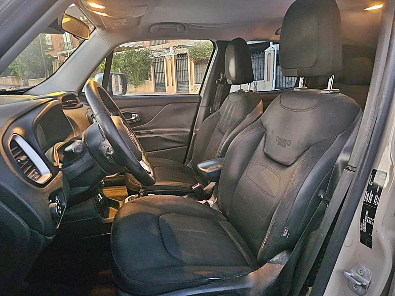 Jeep Renegade 2015, foto 4