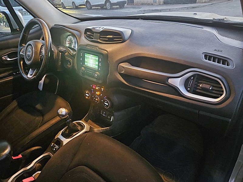 Jeep Renegade 2015, foto 8