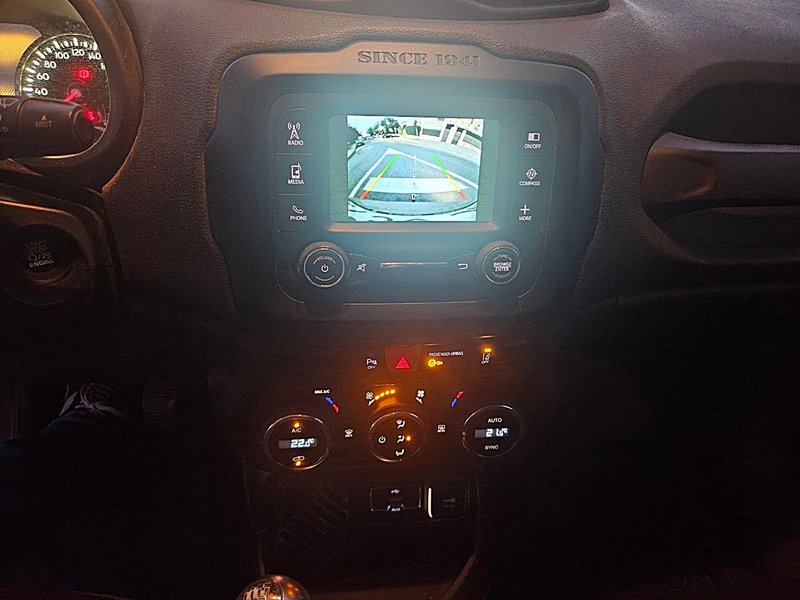 Jeep Renegade 2015, foto 7