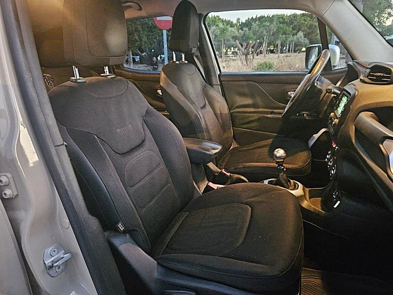 Jeep Renegade 2015, foto 9