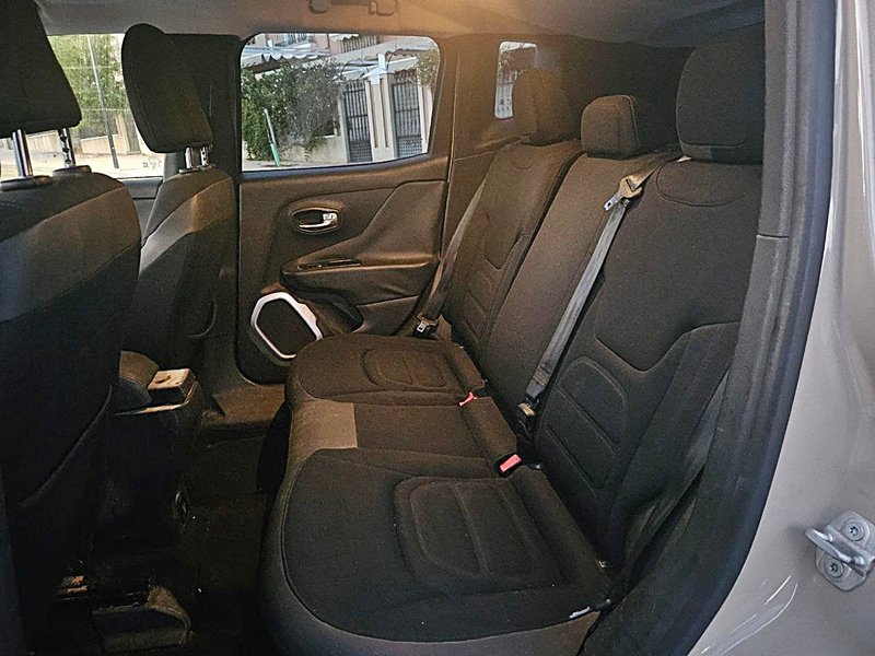 Jeep Renegade 2015, foto 10