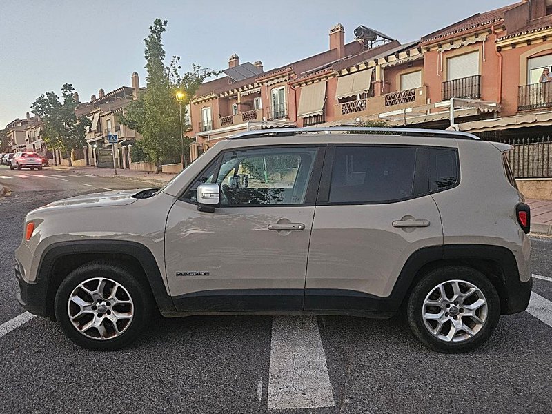 Jeep Renegade 2015, foto 16