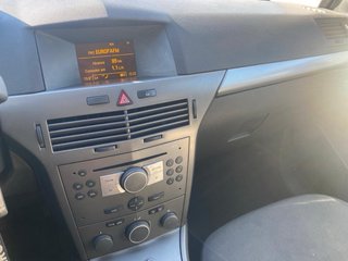Opel Astra 2004