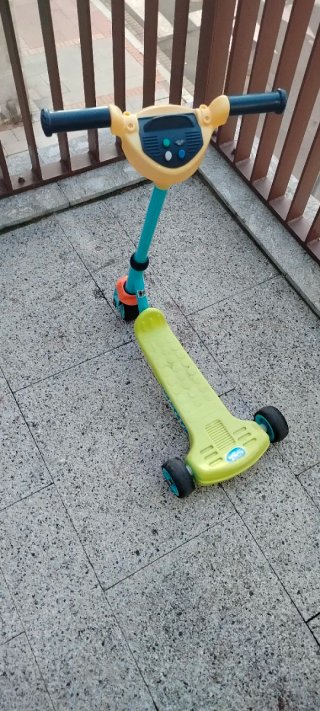 Patín infantil 3 ruedas