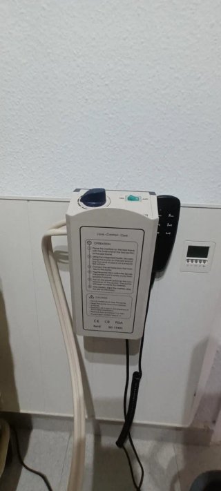 Cama Eléctrica Hospitalaria Nueva con colchoneta