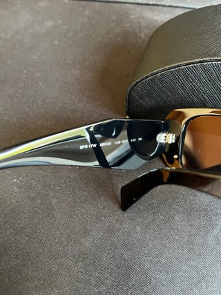 Gafas de sol Prada Negras en perfecto estado