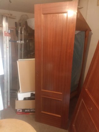 Puertas de madera maciza