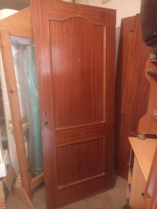 Puertas de madera maciza