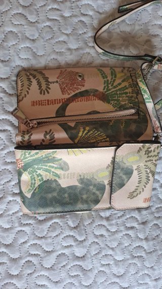Bolso de mano estampado tropical