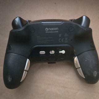 Controller Nacon PS4 Call of Duty Cold War