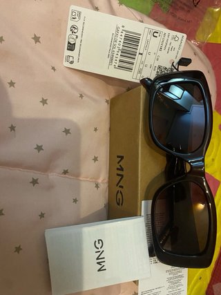Gafas de sol Mango mujer nuevas etiq (1 a 10 eur)