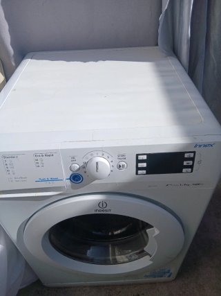 Lavadora Indesit Innex 9kg 1400rpm