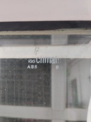 Balconera blanca