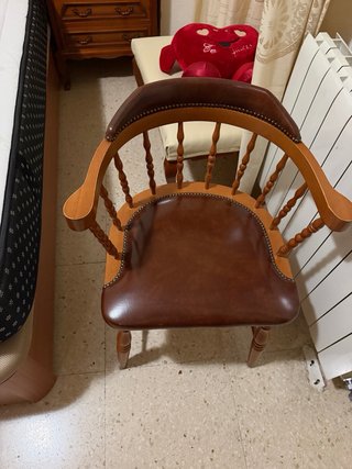 6 Sillas de Madera y Piel Marrón