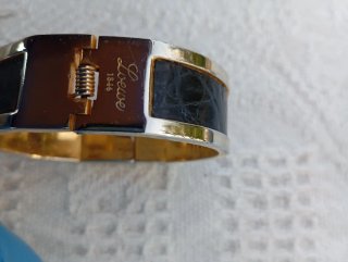 Pulsera Loewe Vintage Negra y Dorada