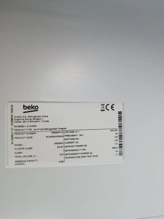 Nevera combi Beko.