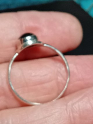 Anillo Plata Ley con Piedra granate