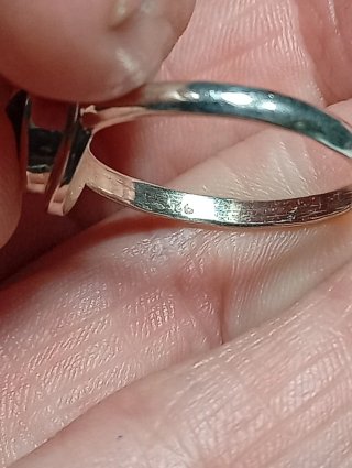 Anillo Plata Ley con Piedra granate