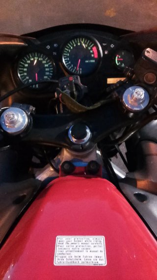 Honda CBR 600f4 Roja y Azul