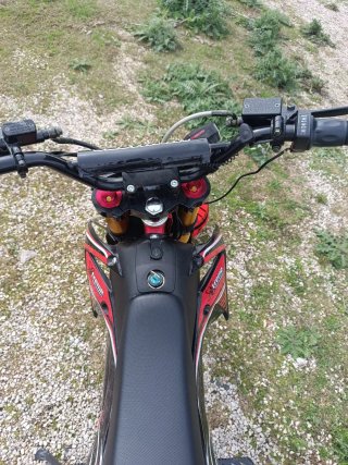 Moto Eléctrica Infantil Motocross Roja Negra