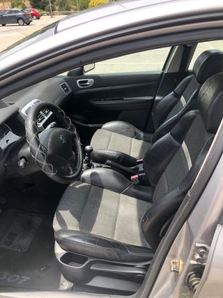 Peugeot 307 2004