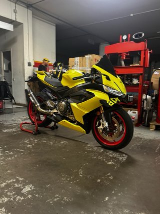 Aprilia RS660 Amarilla - Limitada en papeles