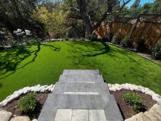 Servicio de Jardinería y Césped Artificial