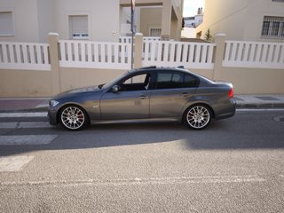 BMW 335i