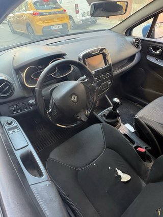 Renault Clio 2013 pegatina c AVERIADO ! MOTOR ROTO
