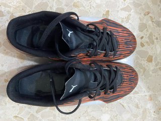 Zapatos de fútbol Puma semitacos
