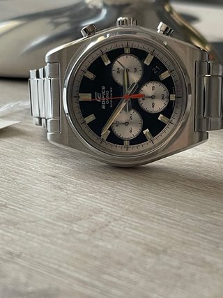 Reloj Casio Edifice Cronógrafo EFB-730D-1AV