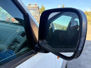 Piloto del izq 261350x000 nissan terrano ii 388636