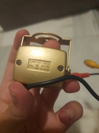 Mini Cámara Vigilancia CCTV Dorada
