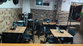 Se traspasa bar