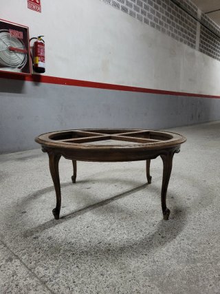 Mesa baja redonda de marmol y madera