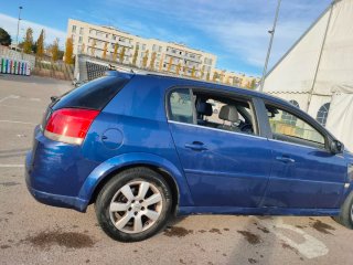 Opel Signum 2006