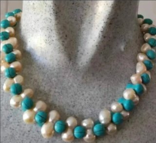 Collane di perle e turchese