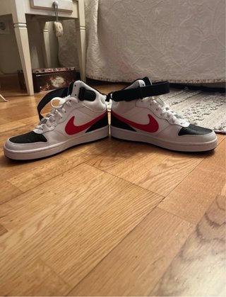 Nike Court Borough Mid Zapatillas