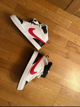 Nike Court Borough Mid Zapatillas